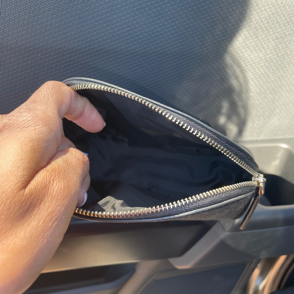 Kate Spade clutch — mini bag black shimmer